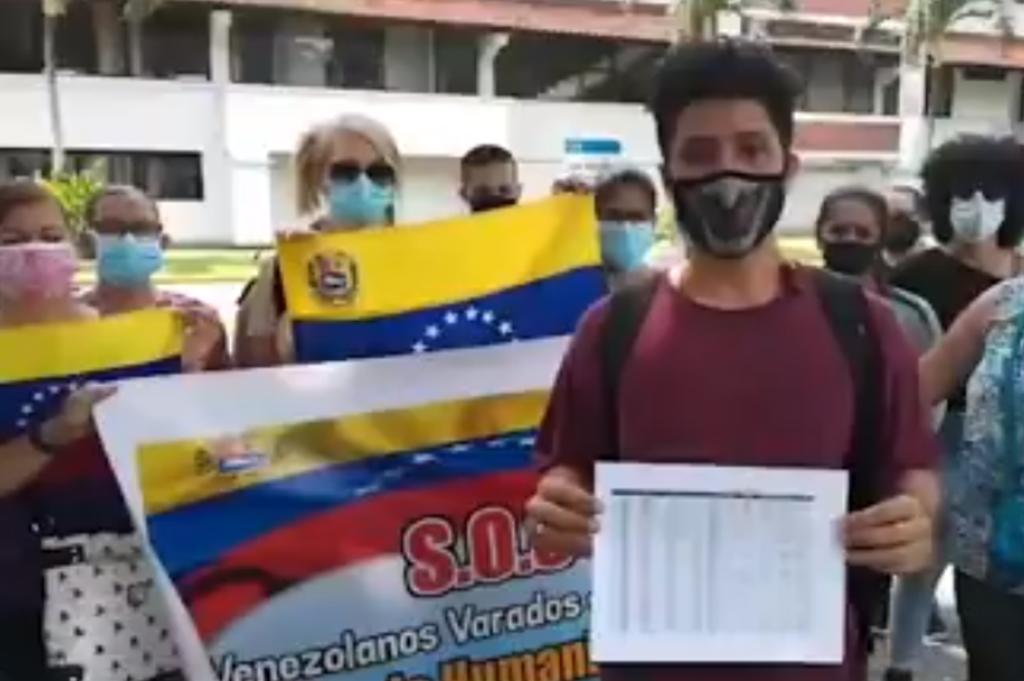 Unos 452 venezolanos que están varados en Panamá por el cierre de las fronteras aéreas desde hace casi seis meses a causa de la pandemia del coronavirus. (ESPECIAL)