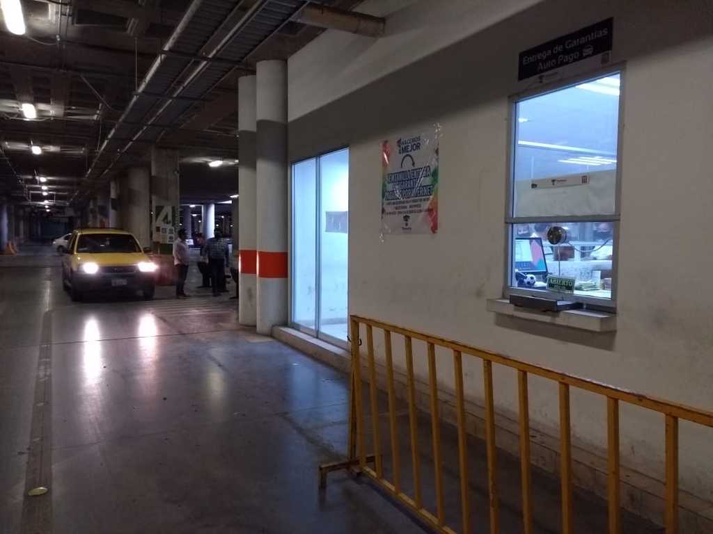 Se habilitó una zona de entrega 'rápida' de garantías en las oficinas de Ingresos del estacionamiento de la Plaza Mayor.