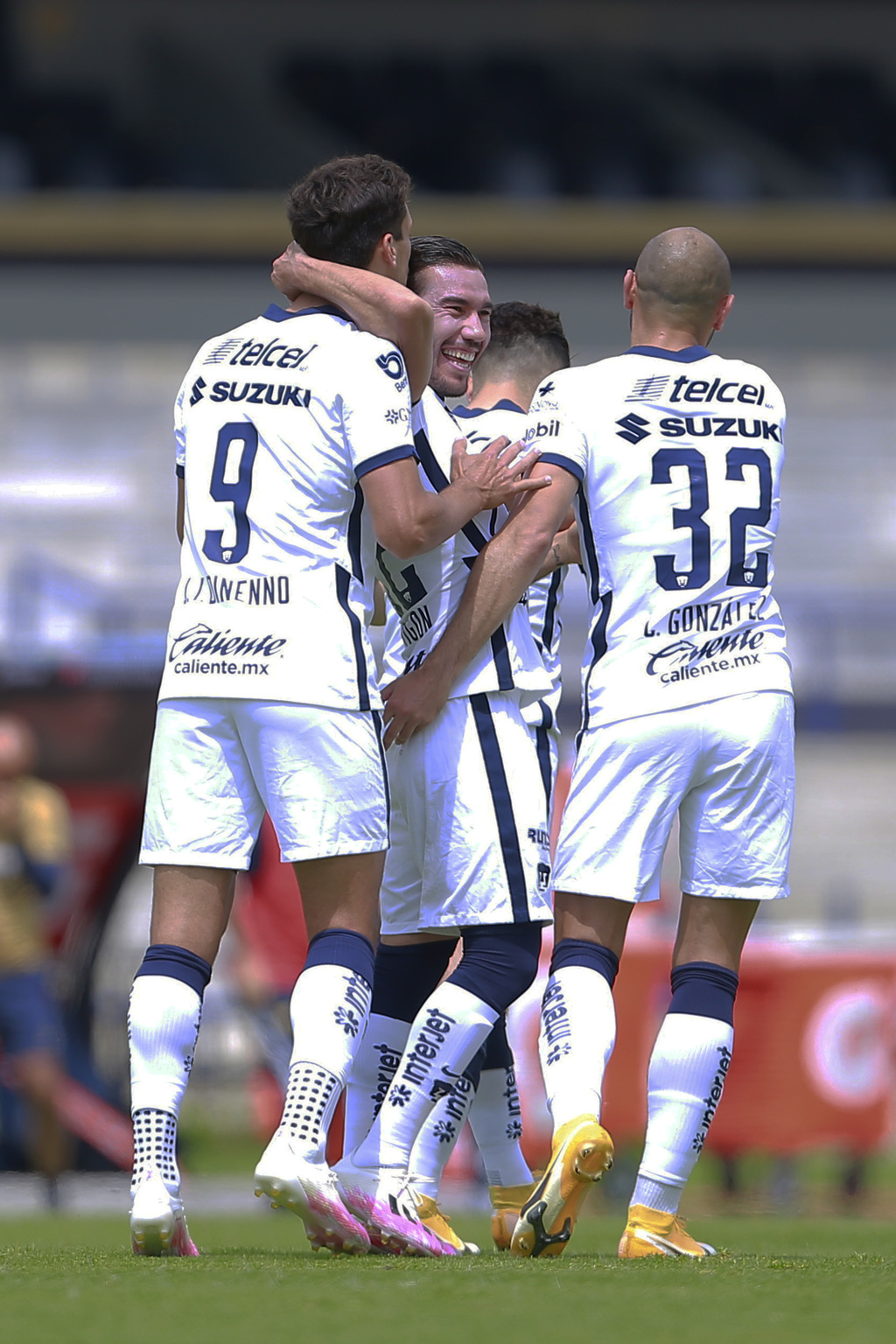 Pumas goleó 3-0 al San Luis para sumar su cuarta victoria consecutiva. (JAM MEDIA)