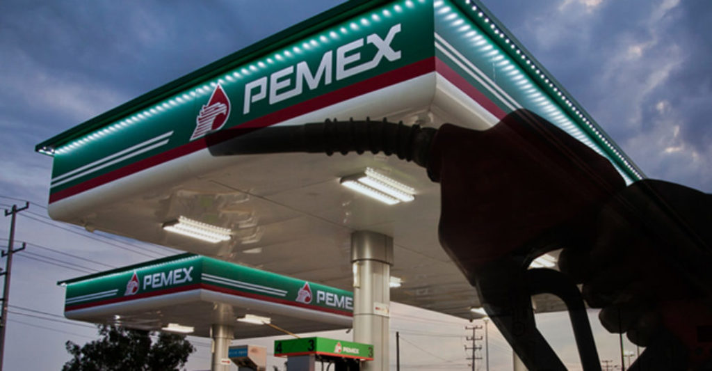 La Comisión Federal de Competencia decidió sancionar a las gasolineras que tengan el precio máximo. (ARCHIVO) 