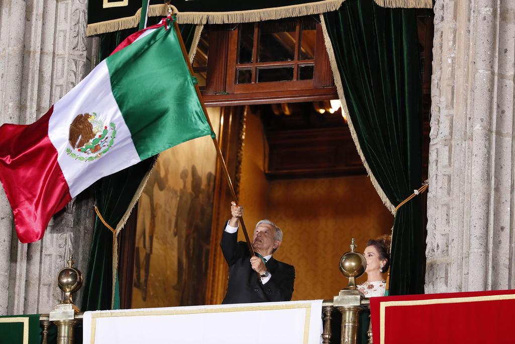 El presidente de México, Andrés Manuel López Obrador, celebró este martes un inédito Grito de Independencia en un ambiente empañado por la pandemia del coronavirus y varios frentes políticos abiertos. (EFE)