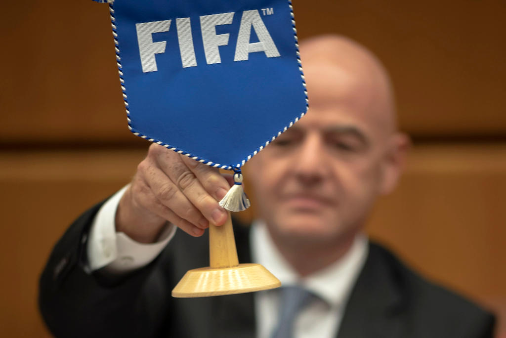 'La FIFA reaccionó para mitigar el efecto dramático de la pandemia en el fútbol y su economía. Está en una posición financiera fuerte y toda la organización está comprometida con ello', indicó en un encuentro con medios, en el que consideró que la vigencia del plan dependerá de la evolución de la situación en 2021. (Archivo) 