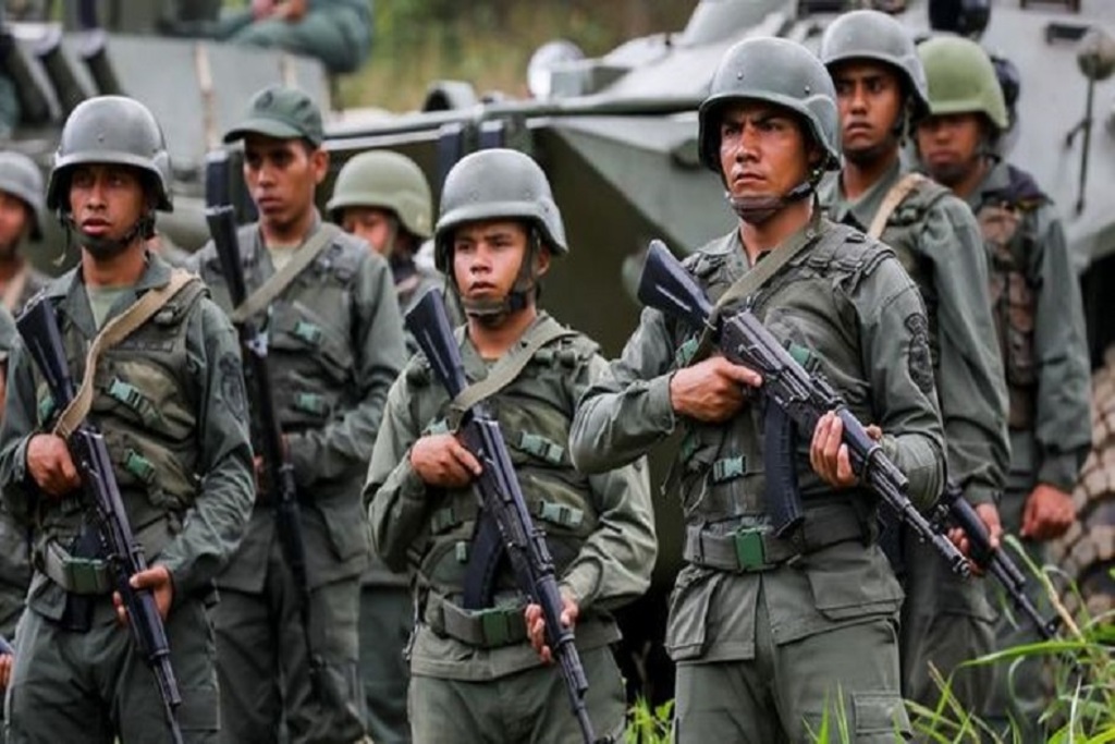 Las unidades militares acantonadas en la zona continúan las labores de rastreo y persecución. (ARCHIVO) 