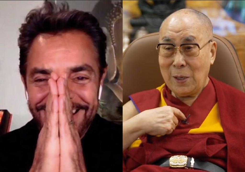 Con un simple 'hola' fue como su Santidad el Dalai Lama comenzó su encuentro con el actor y comediante Eugenio Derbez, quien pese a su evidente nerviosismo, abordó diversos temas con este líder religioso, como la salud mental, el amor e incluso el COVID-19. (Especial) 