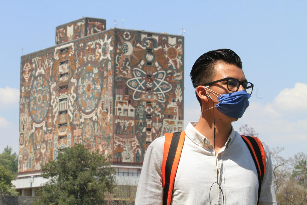 Un 20 por ciento de los estudiantes de la UNAM está en riesgo de desertar por la pandemia y complicaciones tecnológicas.
(ARCHIVO)