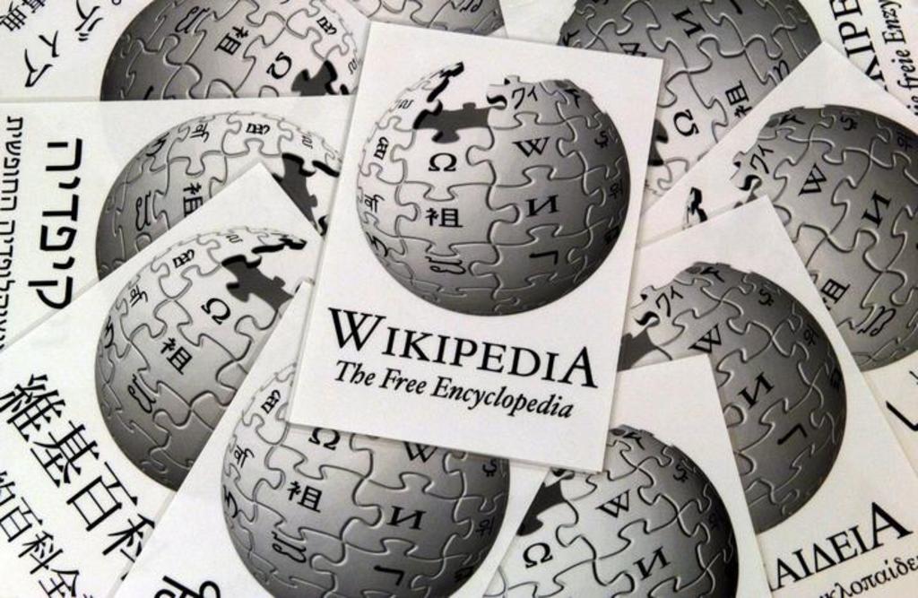 A casi 20 años de haber aparecido, Wikipedia se ha convertido en uno de los grandes referentes de internet. Gracias a la colaboración de millones de personas en el mundo, en el sitio se pueden encontrar datos de prácticamente cualquier tema. Ahora el sitio ha tomado la decisión de rediseñar su portal web, la actualización más grande en los últimos 10 años. (ESPECIAL) 