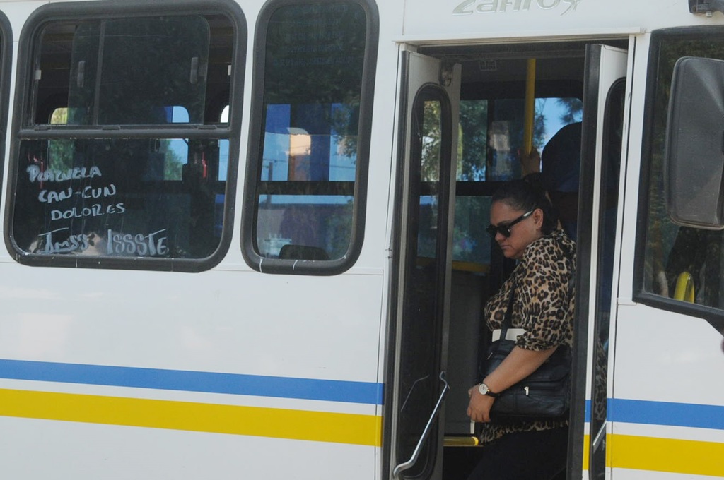 La tarifa actual del transporte público en Durango es de 10 pesos y será revisada.