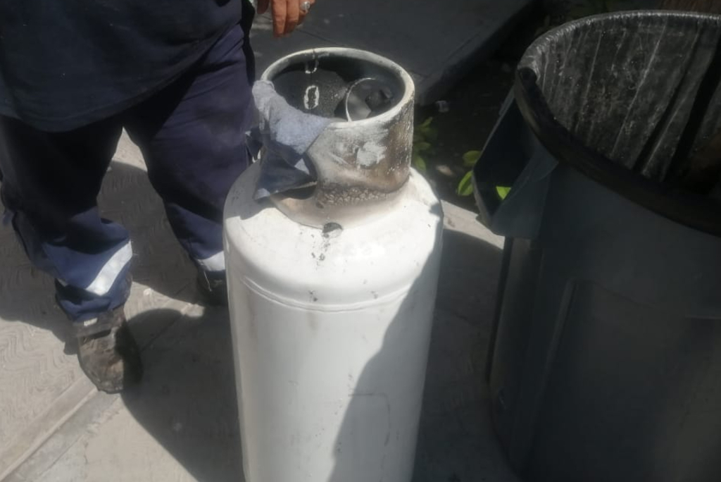 El Cuerpo de Bomberos pide a la ciudadanía mantener en buen estado sus tanques de gas para prevenir accidentes. (EL SIGLO DE TORREÓN) 
