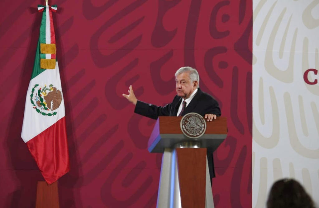 Al calificarlos como 'bendita oposición', el presidente Andrés Manuel López Obrador aseguró que si el Frente Nacional Anti-AMLO (Frenaaa) y grupos conservadores no protestaran en el Zócalo se sentiría mal, pues significaría que no ha avanzado su lucha contra la corrupción y la injusticia en México. (EL UNIVERSAL)