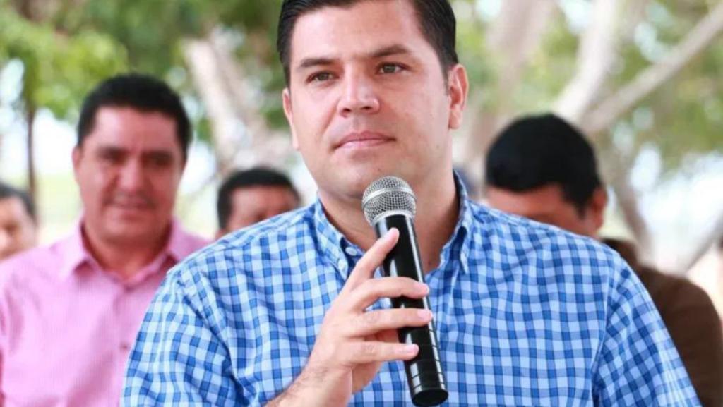 El exdiputado local y exalcalde de Apatzingán, César Chávez Garibay, fue asesinado a tiros este lunes en ese municipio de la Tierra Caliente, Michoacán. (ARCHIVO)
