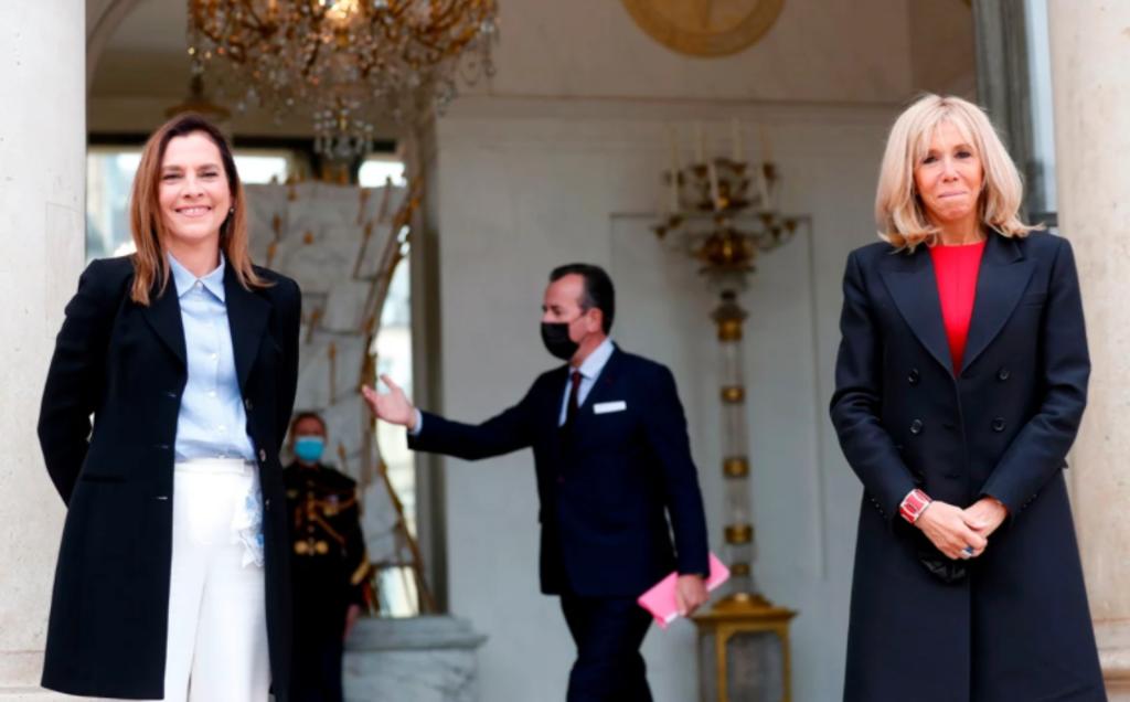 A través de sus redes sociales, Gutiérrez Müller dio a conocer que estuvo en el Palacio del Elíseo, donde reside el presidente Emmanuel Macron y su esposa. 
(INSTAGRAM)