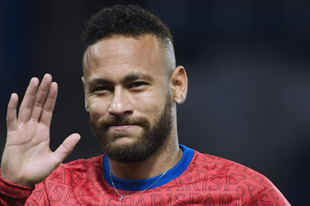 La modelo brasileña Najila Tinidade acusó a Neymar de violarla en un hotel de París. No se presentó querella alguna ante la policía francesa. (ARCHIVO)
