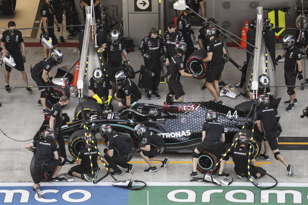 Mercedes reporta un caso positivo de COVID-19 en su equipo de F1. (ARCHIVO)
