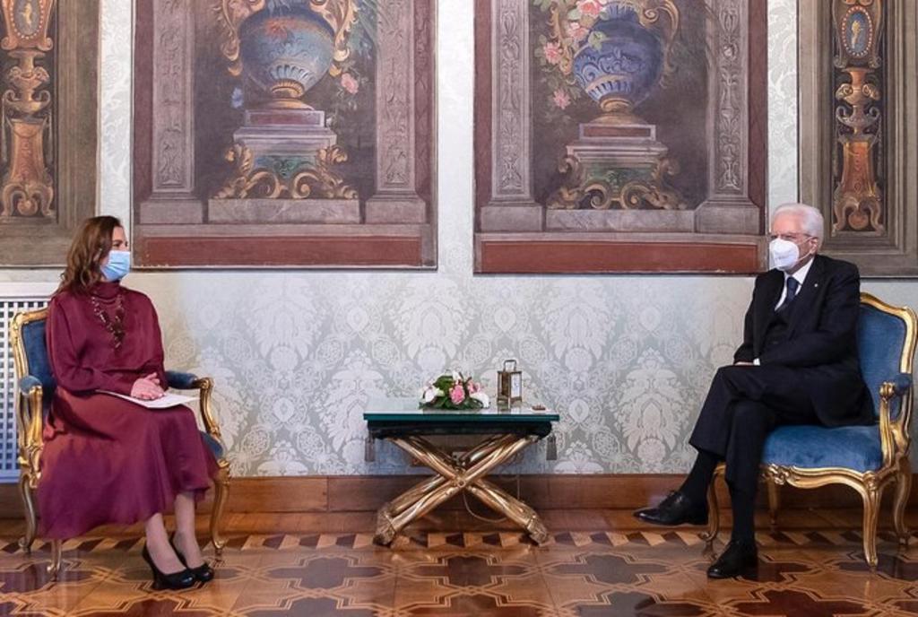 Beatriz Gutiérrez Müller, esposa del presidente mexicano Andrés Manuel López Obrador, se reunió este viernes en Roma con el mandatario italiano, Sergio Mattare. (ESPECIAL)