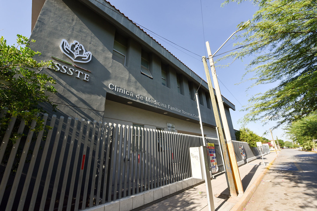 De los decesos por COVID en trabajadores del ISSSTE, dos se registraron en la Clínica de Medicina Familiar en Torreón Residencial. (EL SIGLO DE TORREÓN)