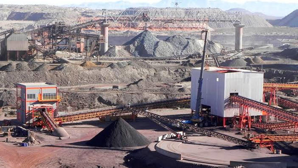 El mercado del carbón está prácticamente detenido, lo que hace difícil que las personas sin trabajo consigan empleo en otras minas.