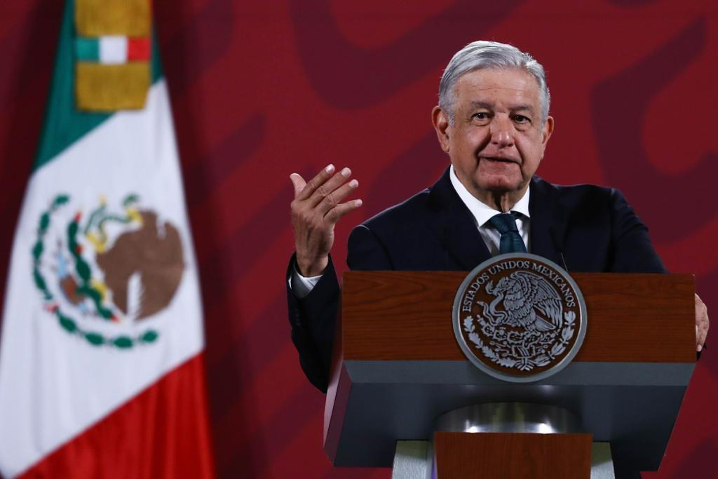 López Obrador aseguró que su gobierno solucionará de manera definitiva el abasto de medicamentos para niños con cáncer. (ARCHIVO)