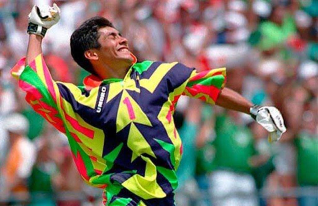 El famoso portero que jugó dos mundiales para México y fue campeón con Pumas y Cruz Azul, cumple 54 años de edad este jueves. (ESPECIAL)