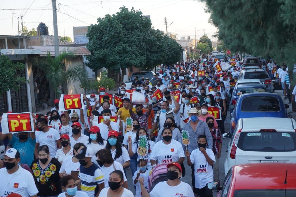 A través de las redes sociales de distintos candidatos se reportaron eventos en los que se fomentó la aglomeración masiva de ciudadanos, principalmente en los municipios de Torreón y Matamoros. (ESPECIAL)