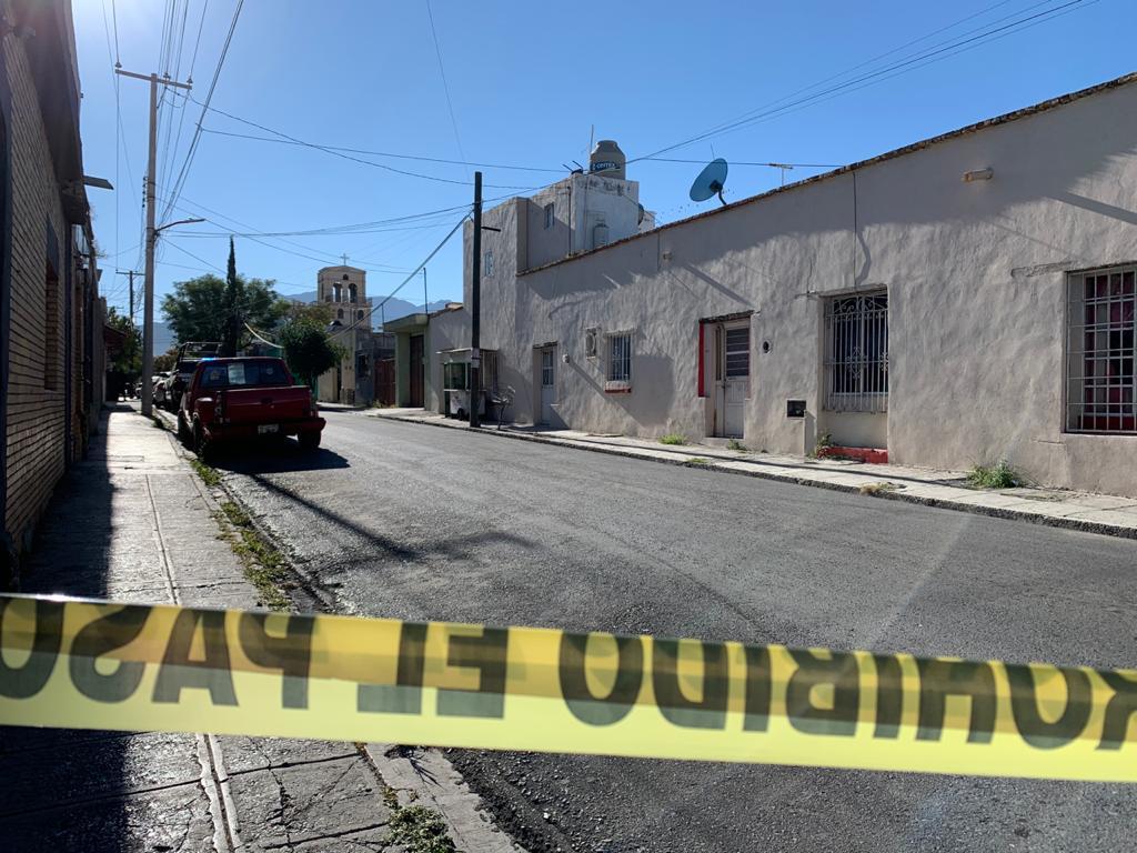 Fue alrededor de las 10 de la mañana que se generó el reporte de una mujer sin vida en la zona centro en la calle De La Fuente.