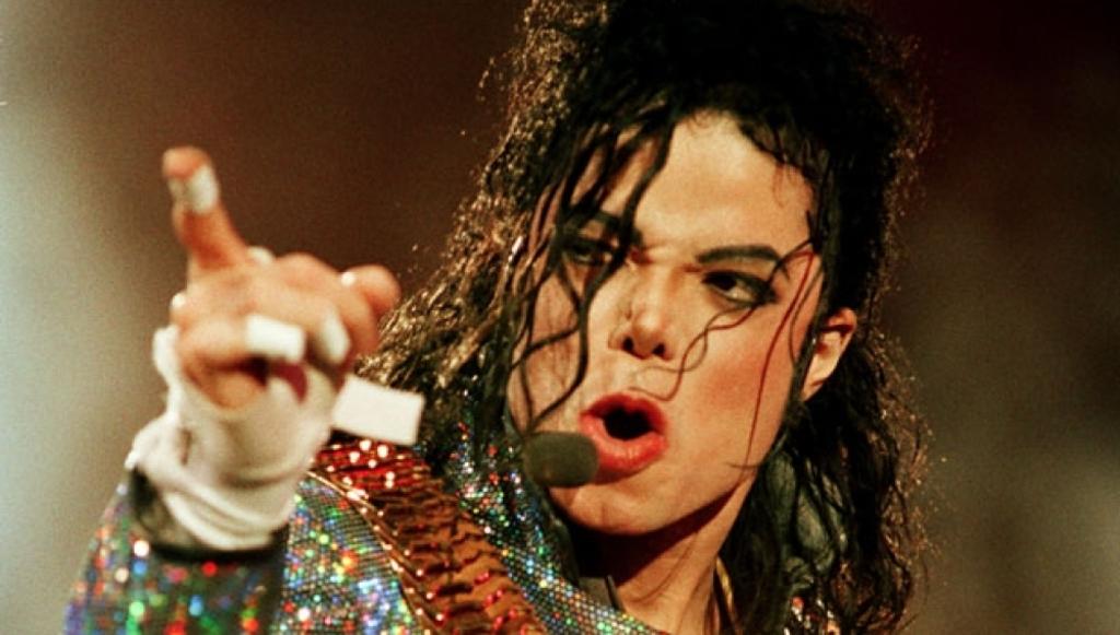 Un juez desestimó la demanda de uno de dos hombres que alegan que Michael Jackson abusó de ellos en el documental de HBO Leaving Neverland.   