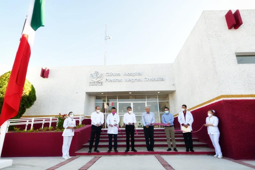 López Obrador y Riquelme encabezaron el corte de listón de la ampliación y remodelación de la Clínica Hospital del ISSSTE.