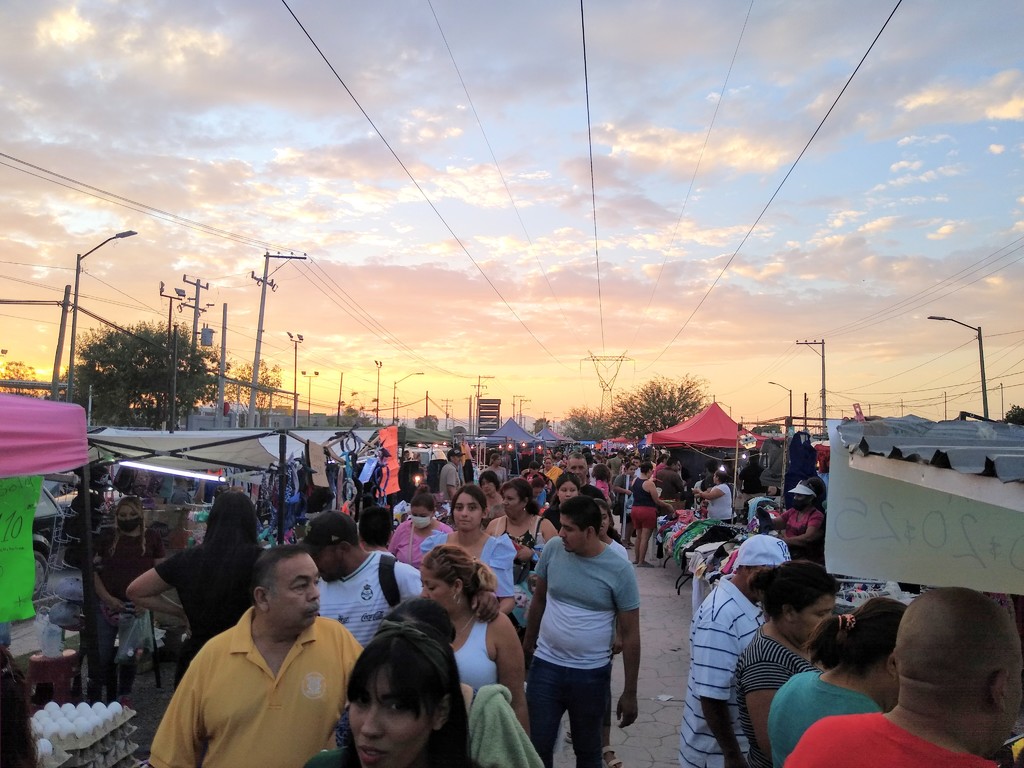 Ante el incremento de contagios en la Comarca Lagunera, se decidió suspender la operación de los comercios itinerantes en Gómez Palacio con el fin de que los ciudadanos reduzcan la movilidad.