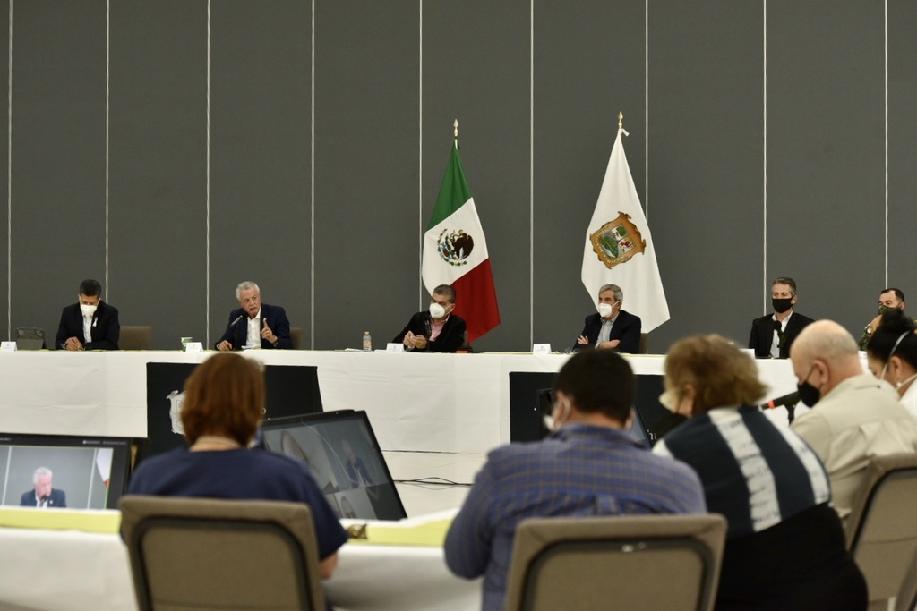 Se determinó declarar en sesión permanente al Subcomité Técnico de Salud en La Laguna para analizar las rutas de contagio y tomar decisiones sobre posibles cierres o suspensión de actividades. (EL SIGLO DE TORREÓN)