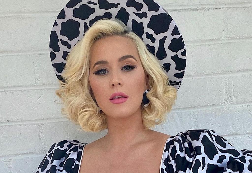 Katy Perry fue captada por paparazzis mientras daba un paseo cerca de su casa de Los Ángeles, a poco de haber dado a luz a su primera hija con Orlando Bloom. (INSTAGRAM) 