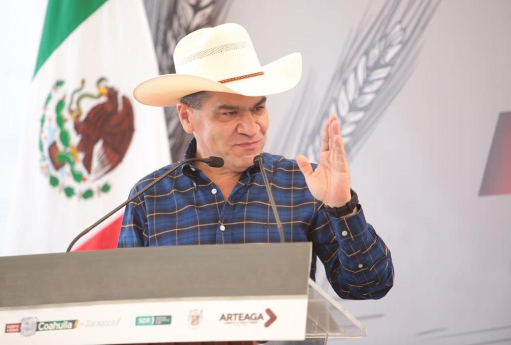 Coahuila exporta, en promedio, 70 mil cabezas de ganado a Estados Unidos al año, dijo Miguel Riquelme.
