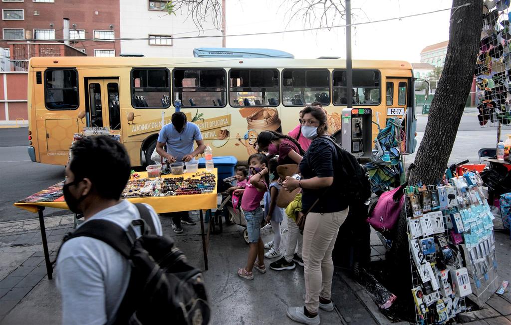 La Secretaría de Salud de Nuevo León, informó ayer que se reportaron 29 decesos en 24 horas. (ARCHIVO)
