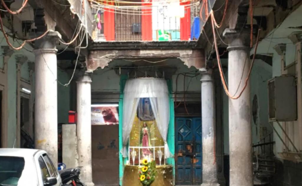 En la habitación seis de la vecindad marcada con el número 86 de la calle República de Cuba, en el Centro Histórico de la capital mexicana es el lugar en donde los niños Yair y Héctor fueron torturados y descuartizados.
(EL UNIVERSAL)