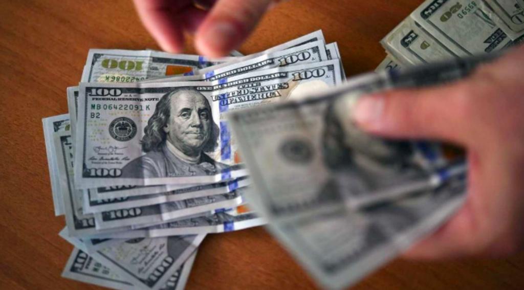 Durante la semana, el tipo de cambio cotizó entre 20.55 y 21.98 pesos por dólar, ganando terreno el peso en cuatro de las cinco sesiones.
(ARCHIVO)