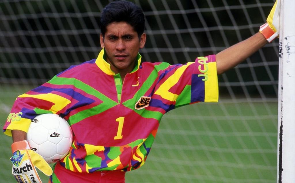 El icónico portero mexicano Jorge Campos, reveló que le hubiera gustado vestir los colores de Boca Juniors, uno de los clubes más históricos de Argentina. (CORTESÍA)