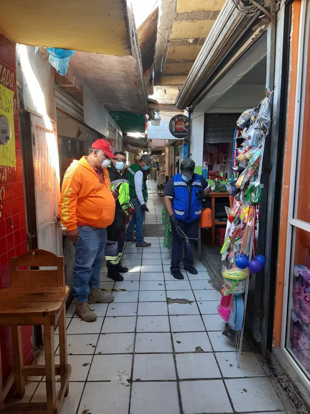 Una de las zonas donde se congregan mayor número de personas es en el Mercado Municipal de Matamoros. (EL SIGLO DE TORREÓN) 