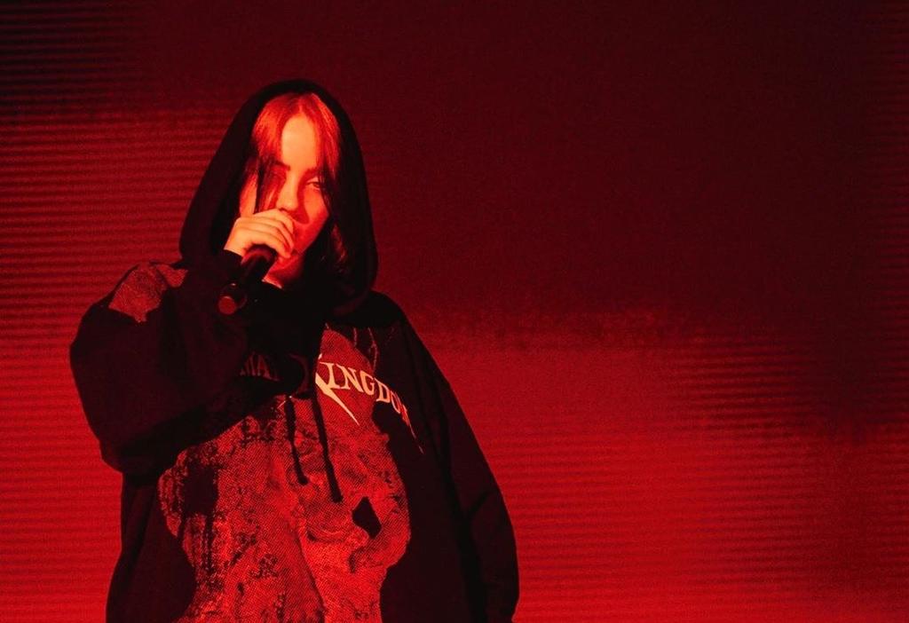 Billie Eilish, la absoluta ganadora de los últimos premios Grammy, estrenará esta semana el sencillo Therefore I Am, una canción que podría ser el avance del sucesor de su aclamado disco When We Fall Asleep, Where Do We Go?.  (ESPECIAL) 