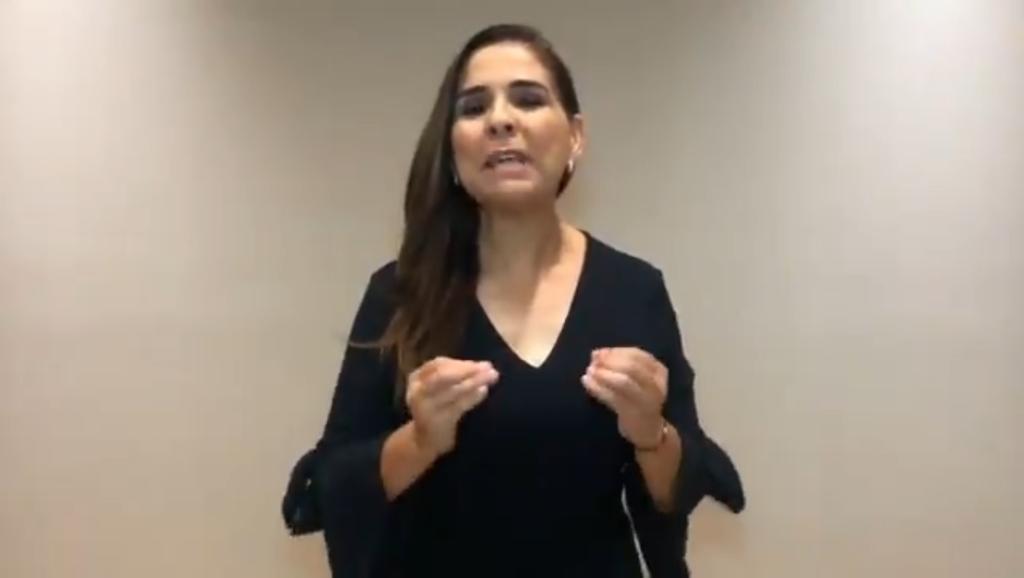La alcaldesa de Cancún, Mara Lezama, lamentó y reprobó a través de un video publicado en sus redes sociales que policías estatales reprimieran y dispersaran a balazos una protesta feminista en esta ciudad. (ESPECIAL)