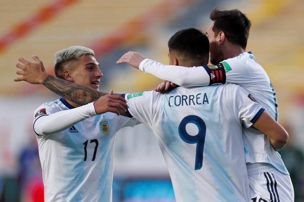 Argentina recibirá a Paraguay en las eliminatorias sudamericanas, mientras que Ecuador visitará a Bolivia en el otro duelo de hoy. (EFE)