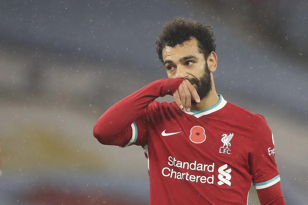 El futbolista egipcio y delantero del Liverpool Mohamed Salah dio positivo en un test de COVID-19 en Egipto, donde está concentrado con su selección para un partido de clasificación de la Copa Africana de Naciones (CAN), pero no presenta síntomas, informó la Federación Egipcia de Fútbol (EFA).
(EFE)