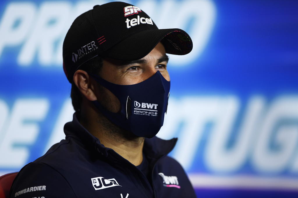 El mexicano Sergio Pérez (Racing Point), sexto en el Mundial de Fórmula Uno, que firmó el undécimo tiempo en la jornada de entrenamientos libres para el Gran Premio de Turquía. (ARCHIVO)