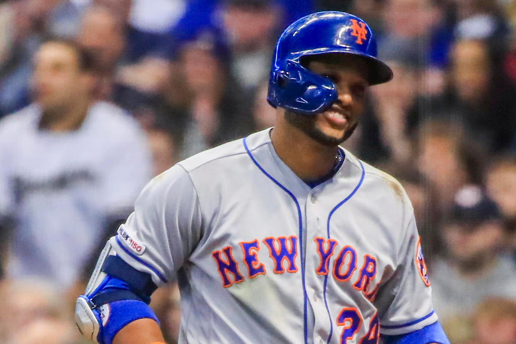 El segunda base de los Mets Robinson Canó recibió una suspensión de 162 juegos tras dar positivo por consumo de sustancias dopantes. (ARCHIVO)