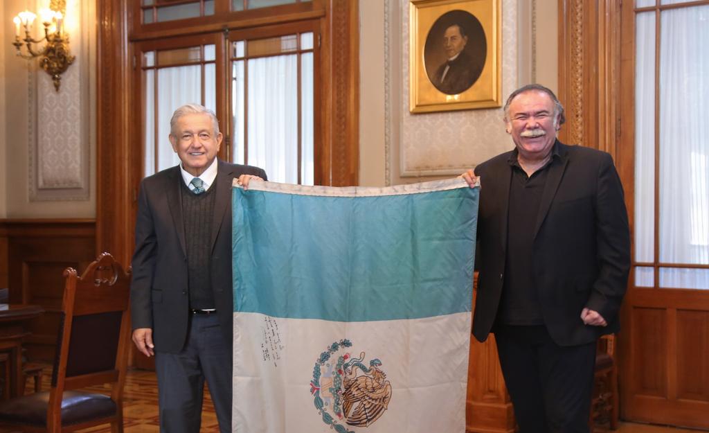 El presidente de México, Andrés Manuel López Obrador se reunió este jueves con el secretario general de la Asociación Nacional de Actores (ANDA), Jesús Ochoa. (TWITTER) 