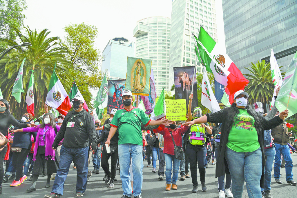 La Secretaría de Gobierno de la Ciudad reportó que 7 mil personas participaron en la marcha. (AGENCIAS) 
