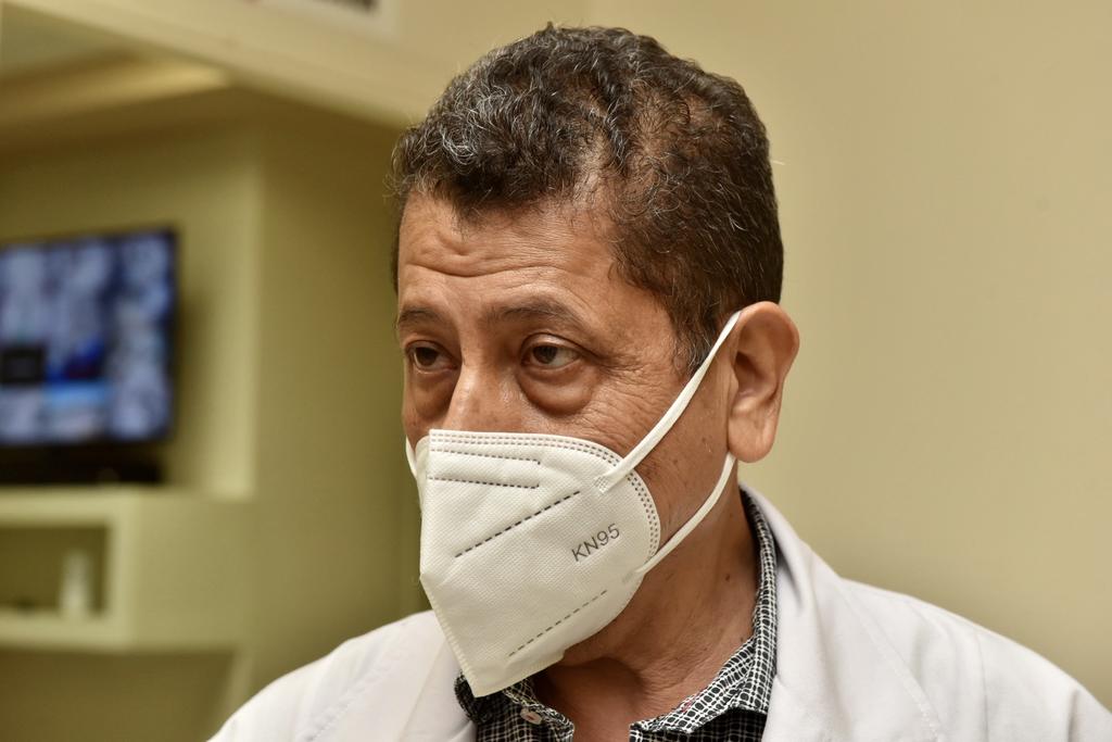 Tras infectarse de COVID-19, fue internado el director general del Hospital General de Torreón, José Luis Cortés Vargas, según confirmó este domingo la Secretaría de Salud de Coahuila. (ARCHIVO)