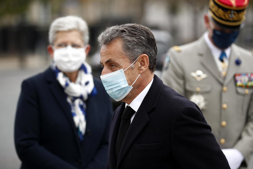 La acusación mantiene que Sarkozy y Herzog ofrecieron a Azibert conseguirle un puesto en el Consejo de Estado de Mónaco a cambio de ayuda en otra investigación judicial contra el expresidente. (EFE) 