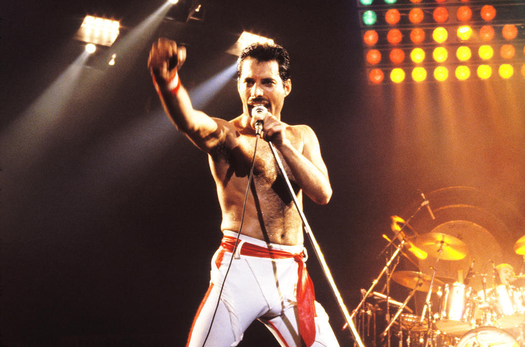 El 24 de noviembre de 1991, Freddie Mercury, uno de los iconos de la música contemporánea, murió en su casa de Londres, Reino Unido, a causa de bronconeumonía, que no pudo soportar por el síndrome que padecía. (ESPECIAL)