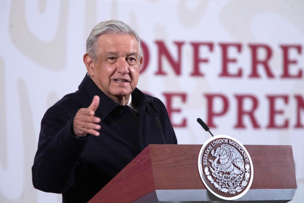 El presidente anunció un decreto de incentivos fiscales para Chiapas, Tabasco, Campeche y Quintana Roo, el cual firmó en la 'mañanera', anunciando que entrará en vigor a partir del 2021.