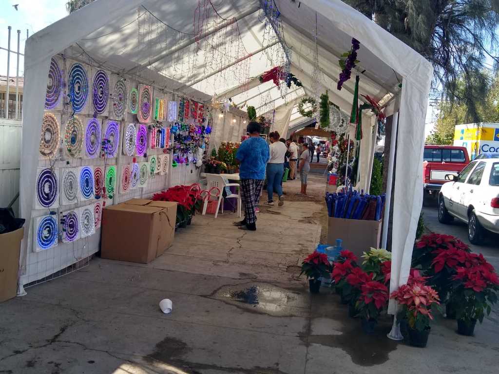 El viernes comenzó la instalación del tradicional mercado navideño en el municipio de Francisco I. Madero.