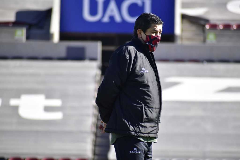 El 'Flaco' ya dirigió en la frontera su primera práctica, en el arranque de los trabajos de pretemporada con miras al Torneo Clausura 2021.(Twitter)