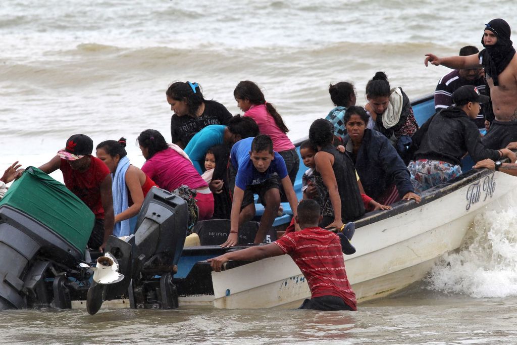 Un grupo de 29 venezolanos, entre ellos 16 menores de edad, fue deportado de Trinidad y Tobago; desapareció durante 48 horas. (ARCHIVO) 